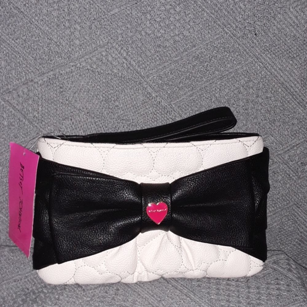 NWT Betsey Johnson BOW CLUTCH/WRISTLET
